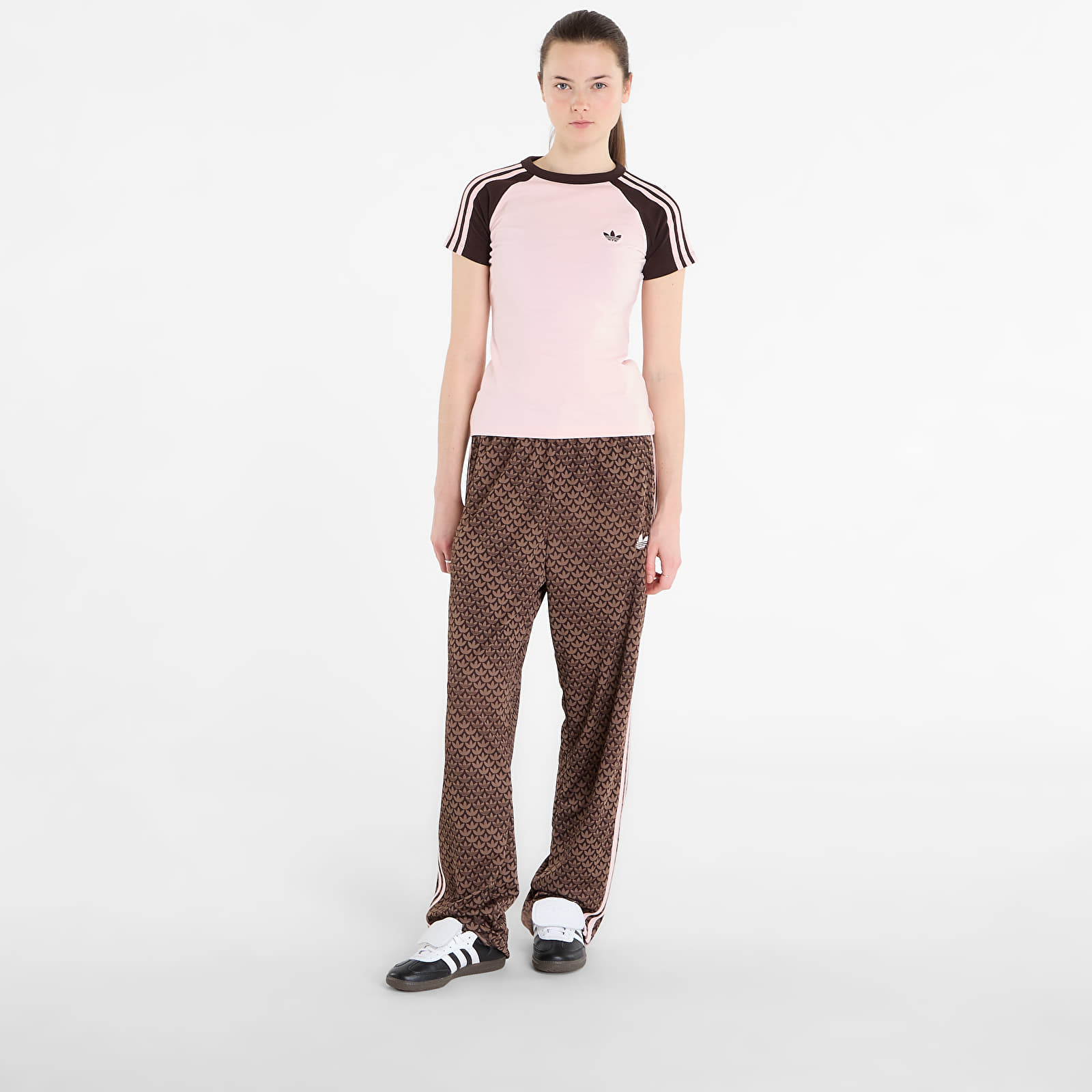 T-shirts för kvinnor adidas Sst Tee Sandy Pink / Aurora Coffee Met. / Sandy Pink