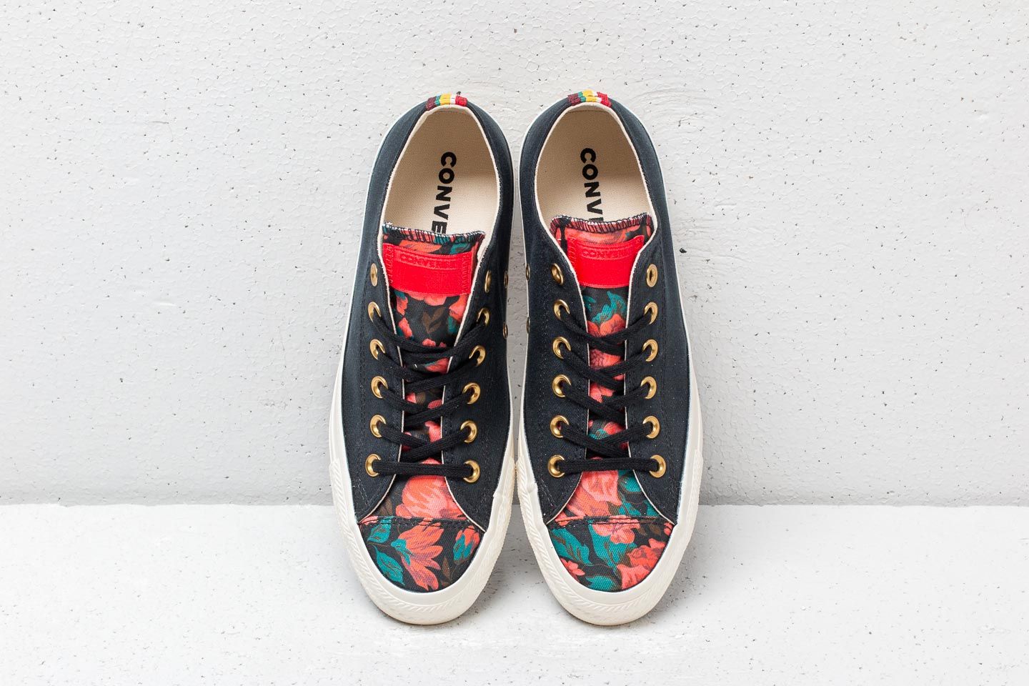 Women's shoes Converse Chuck Taylor All Star OX Black/ Cherry Red/ Egret