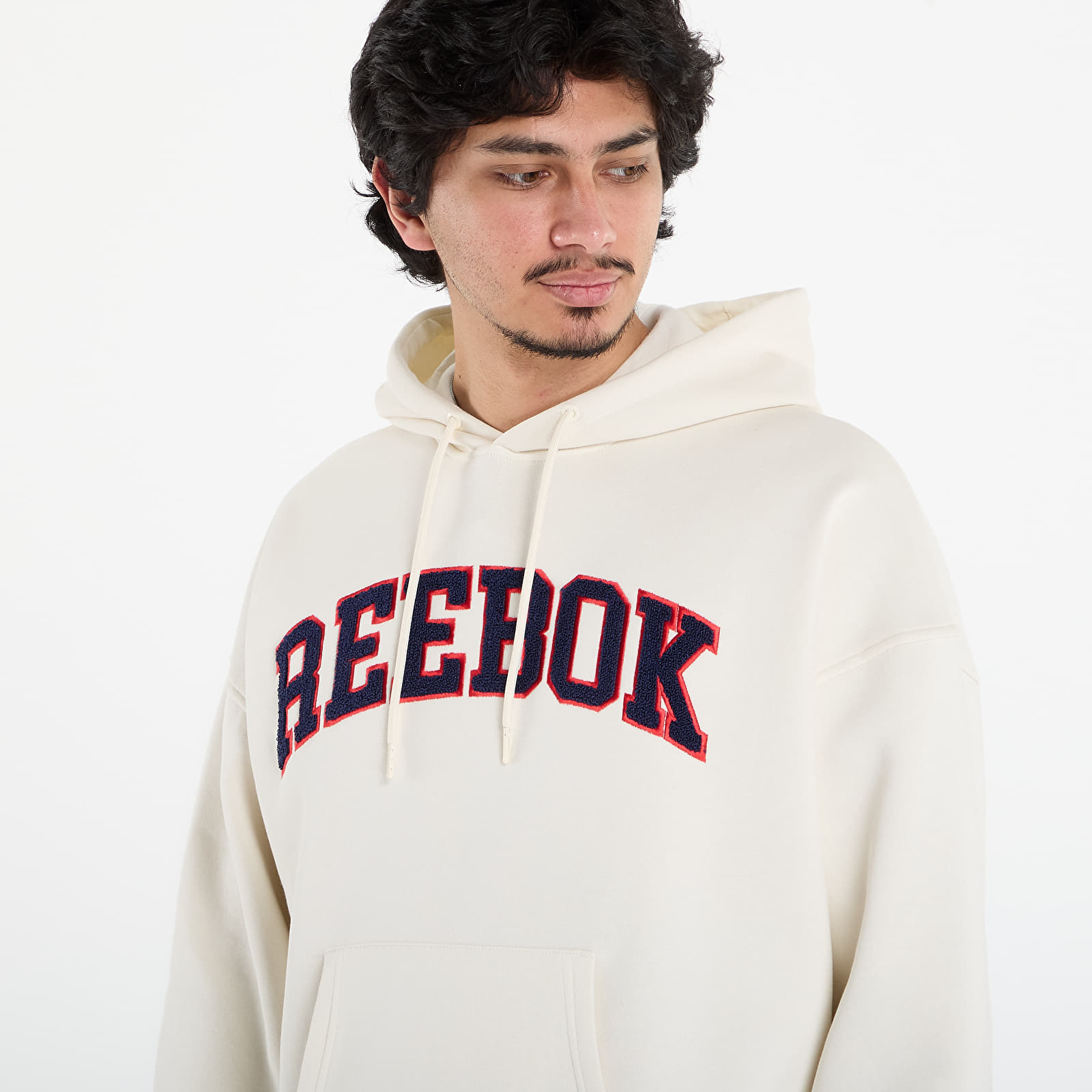 Sweatjacken und Sweatshirts Reebok Freshman Hoodie Vintage Chalk