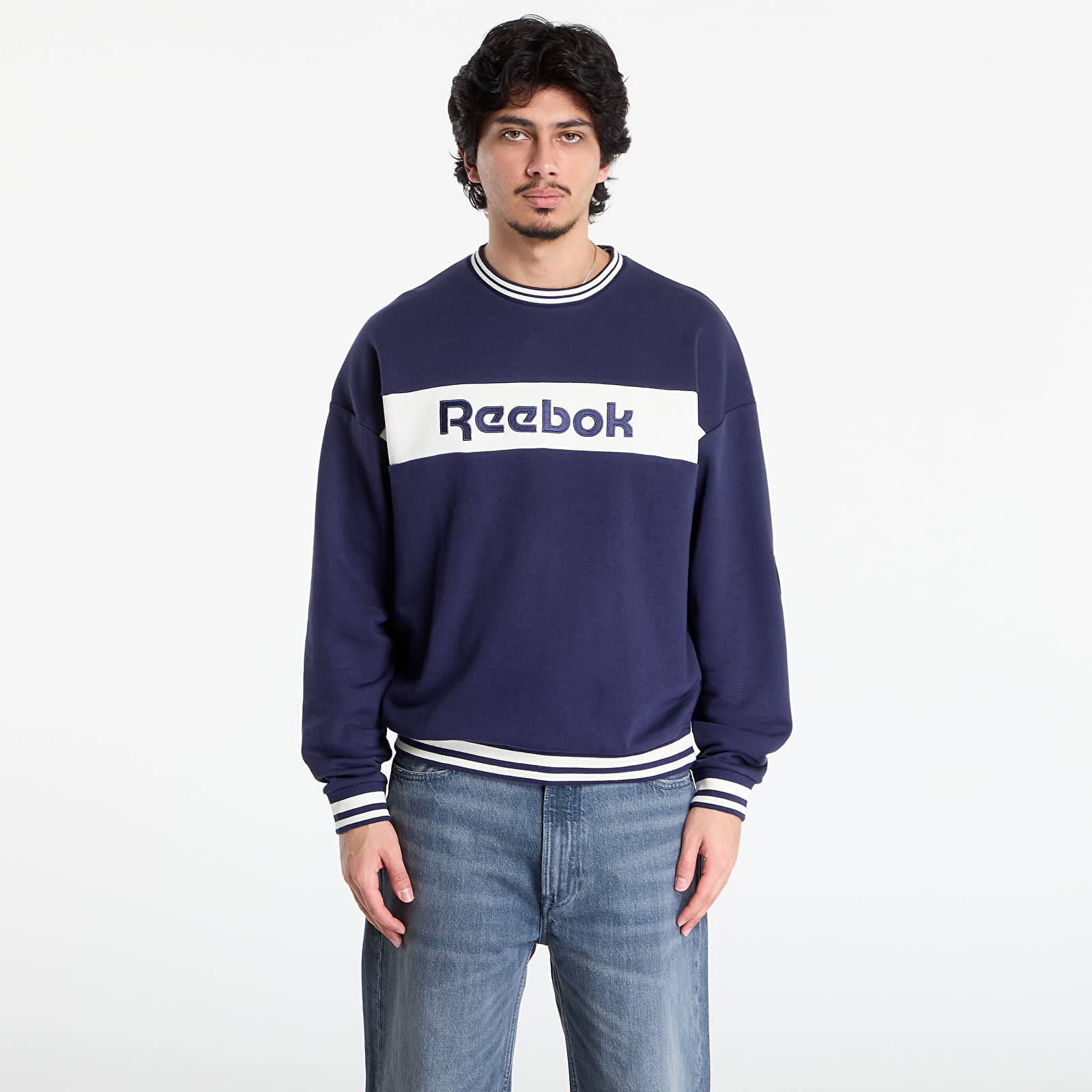 Mikinas ar kapuci un sporta krekli Reebok Lawn Club Crew Sweat Vector Navy