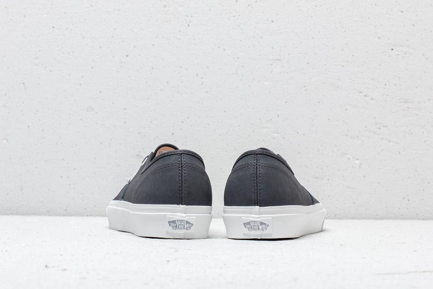 Vansbuck authentic store shoes