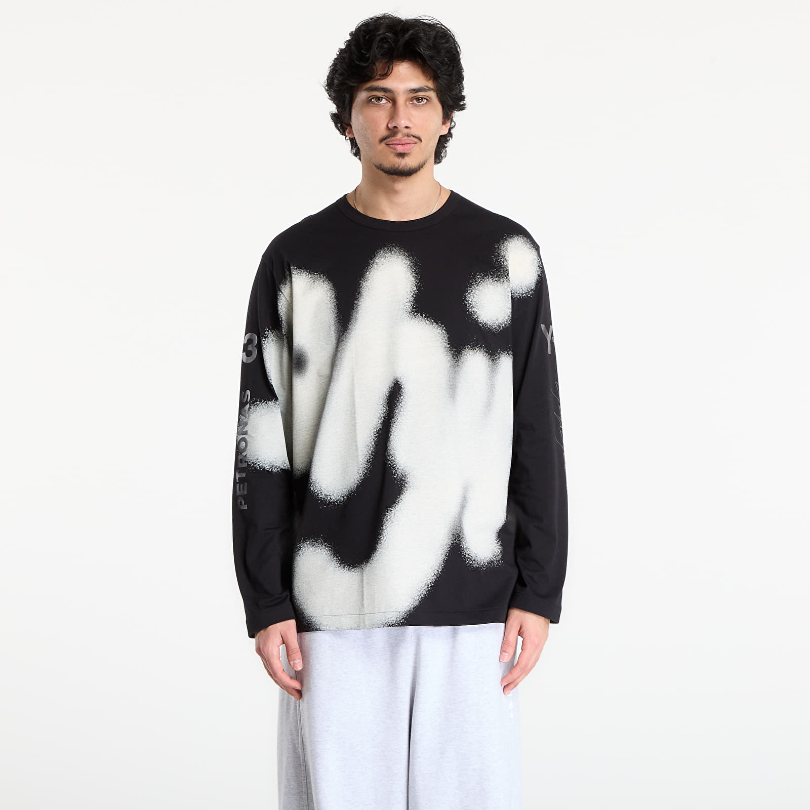 Футболки Y-3 Mercedes AMG Petronas Formula 1 Team Yohji Graphic Long Sleeve T Shirt Black