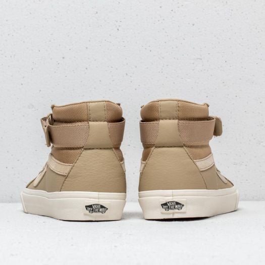 Vans off the hot sale wall strap shoes