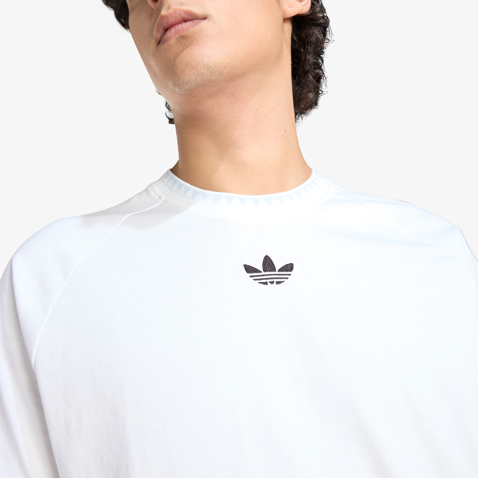 Tričká adidas Chest Str Ss T White