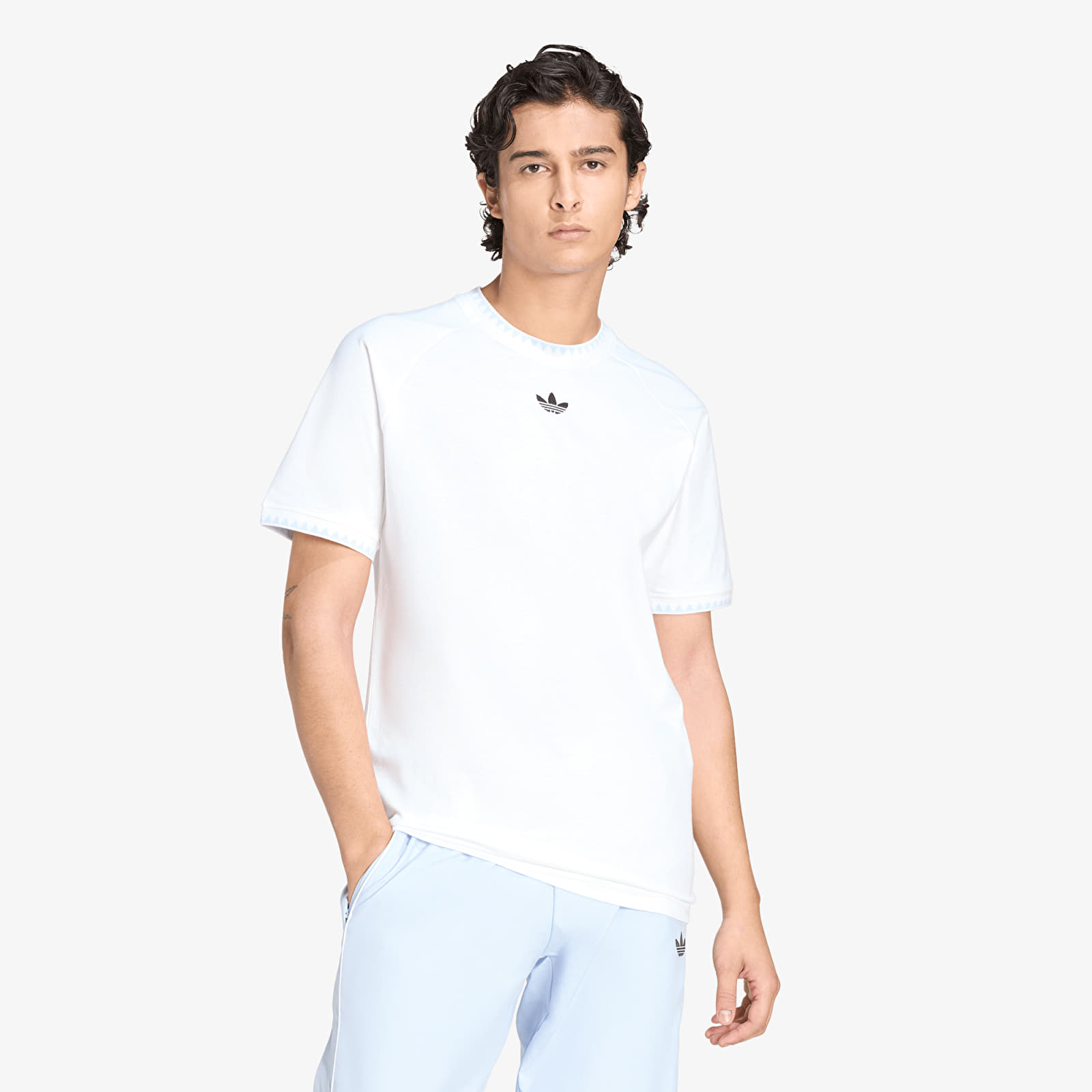 Tričká adidas Chest Str Ss T White