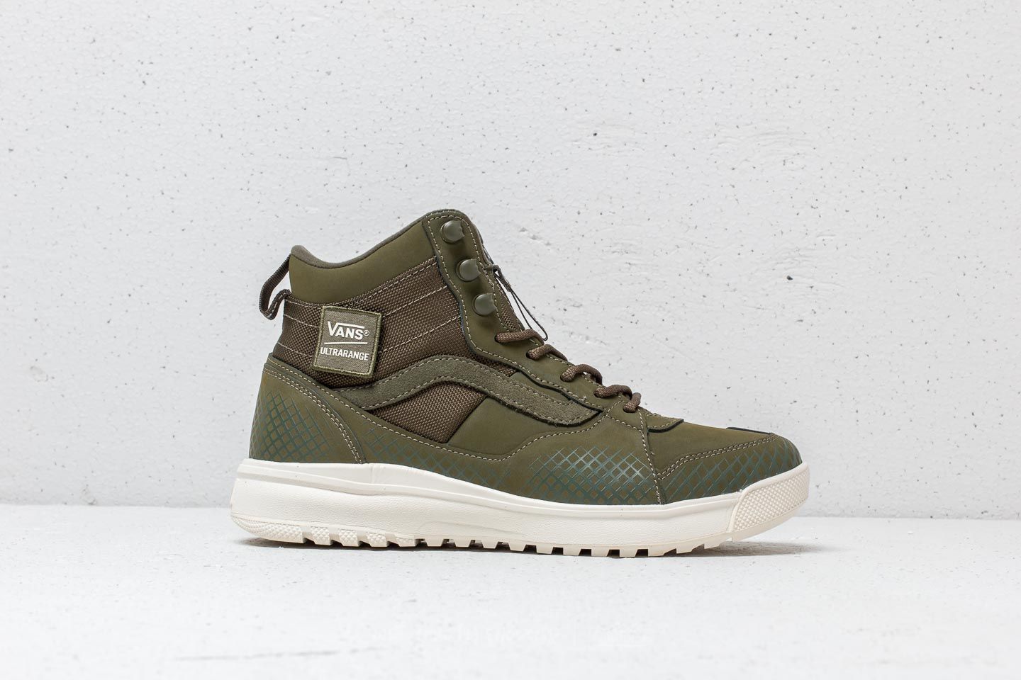 Vans ultrarange hi dx zpr mte hotsell