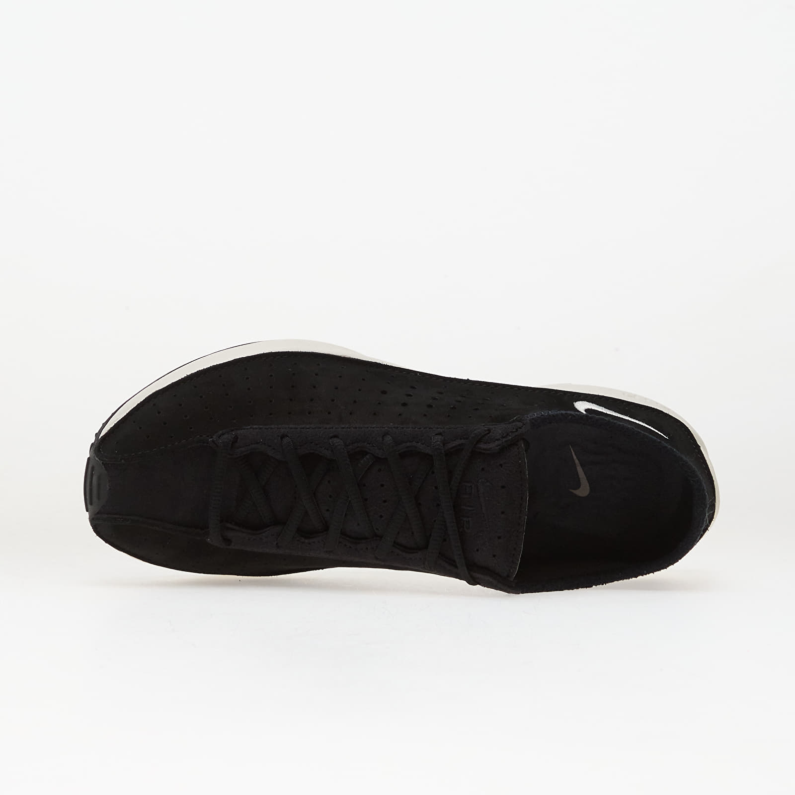 Skor för kvinnor Nike W Air Superfly Black/ Sail