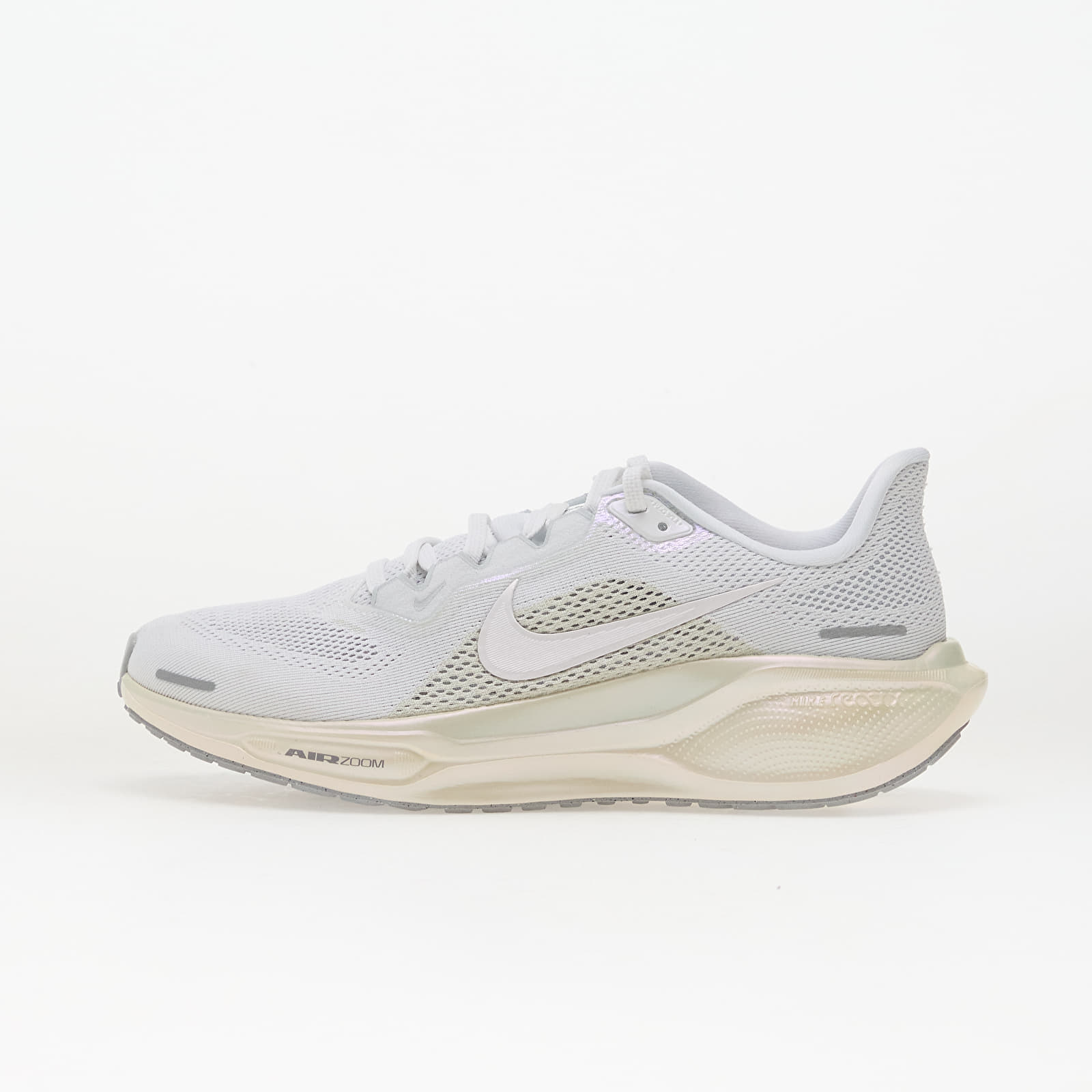 Сникърси Nike W Pegasus 41 Ess White/ White-Chalk-Sea Glass EUR 40.5