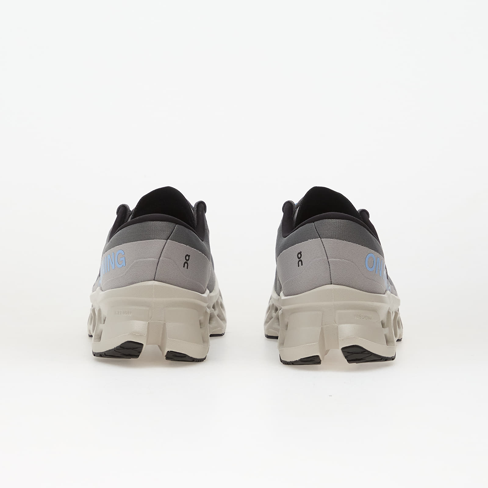 Skor för män On M Cloudmonster 3 Rock/ Silver