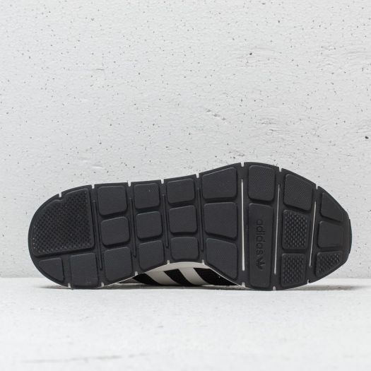 adidas Swift Run