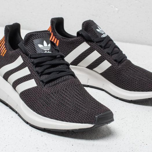 Adidas swift run black and orange store