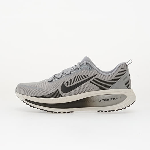 nike men grey runallday running shoes