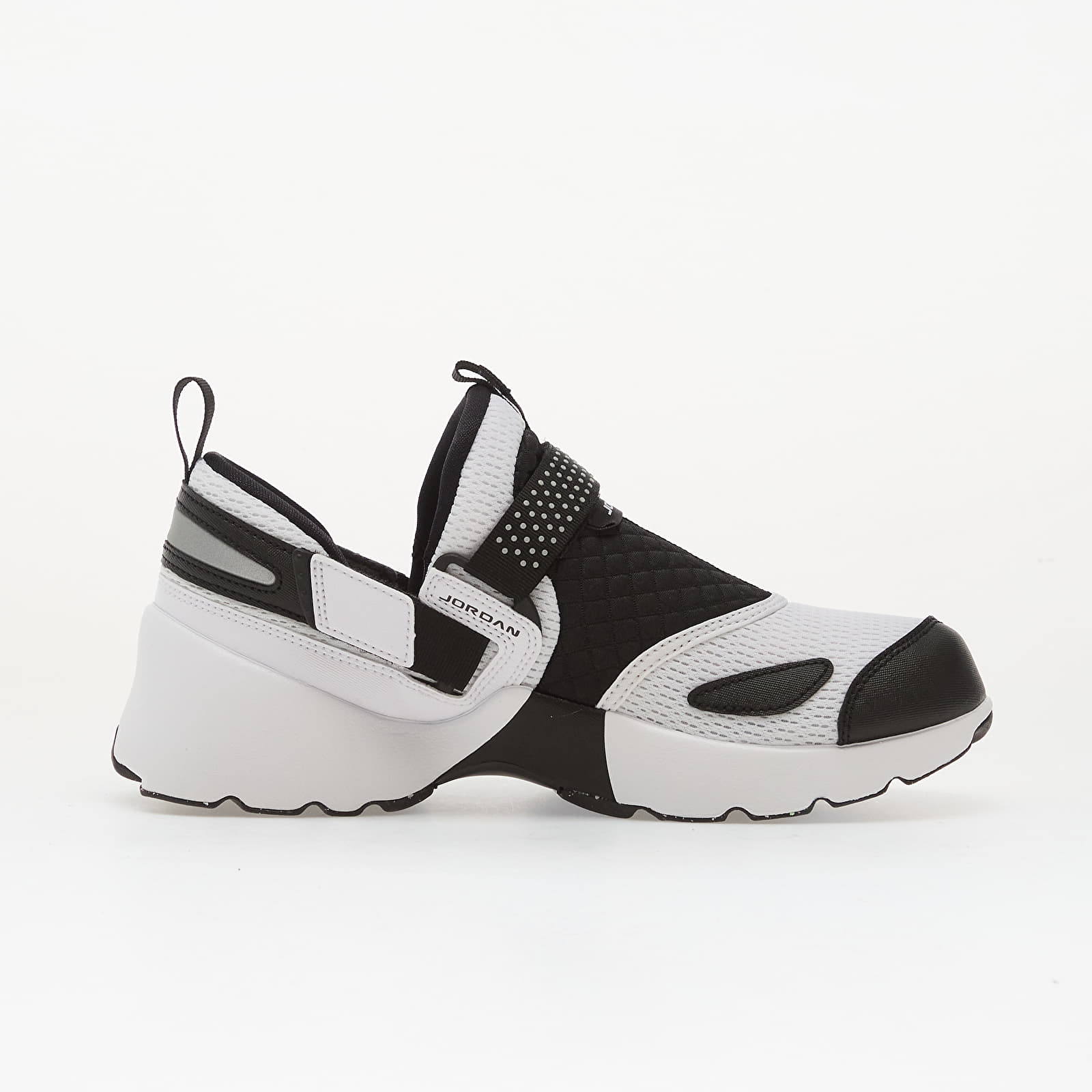 Dámske topánky a tenisky Jordan W Trunner Lx White/ Black-Reflective Slvr