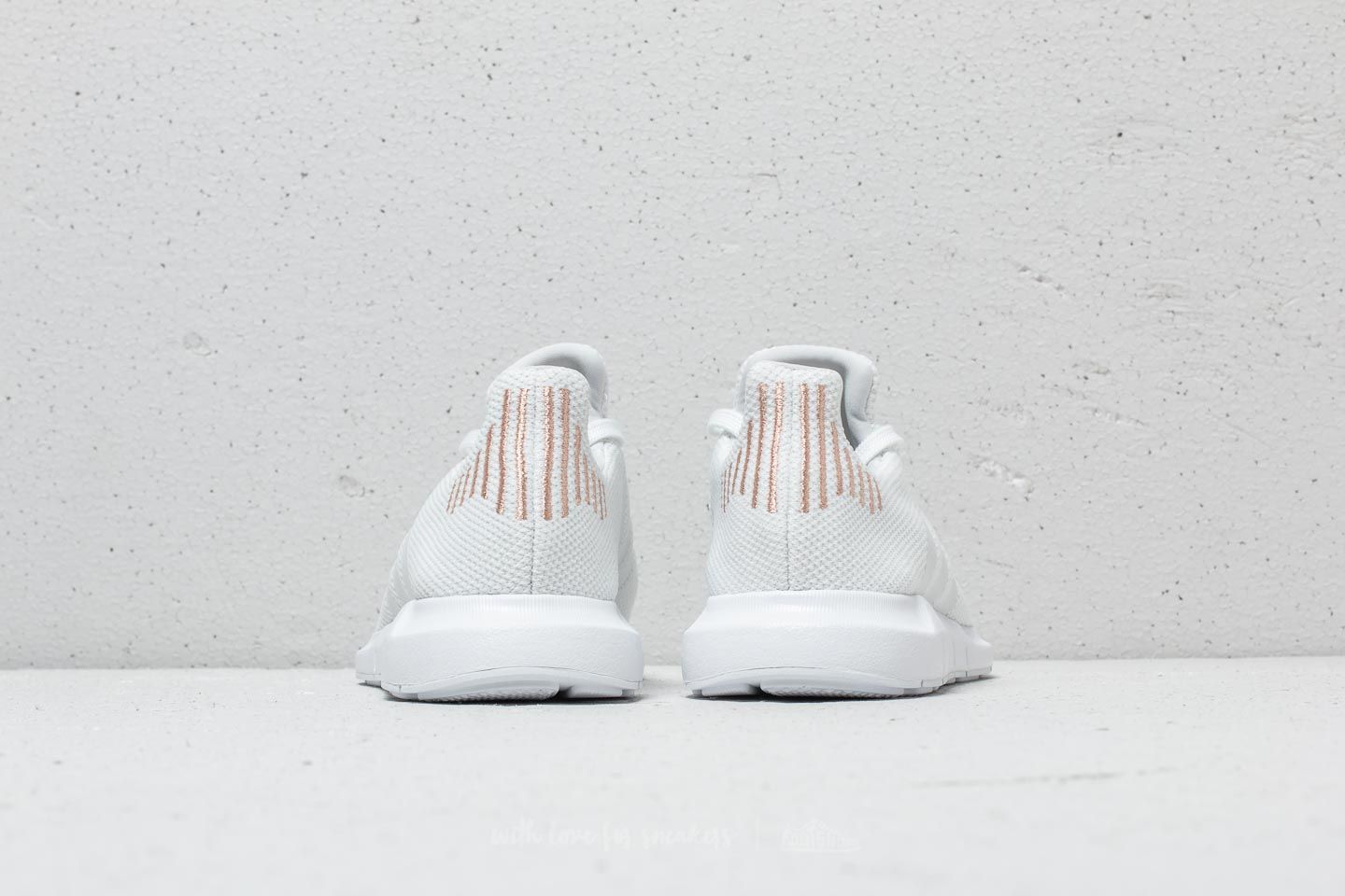 Adidas swift run cloud white & crystal white womens shoes 2025