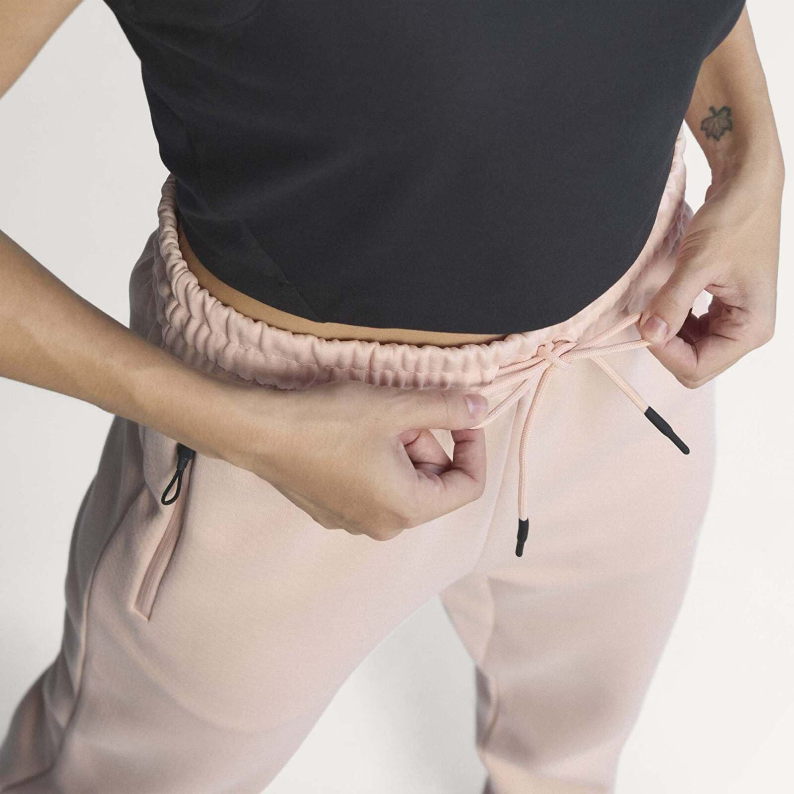 Dámské kalhoty adidas Z.N.E. Tracksuit Bottoms Blush Pink