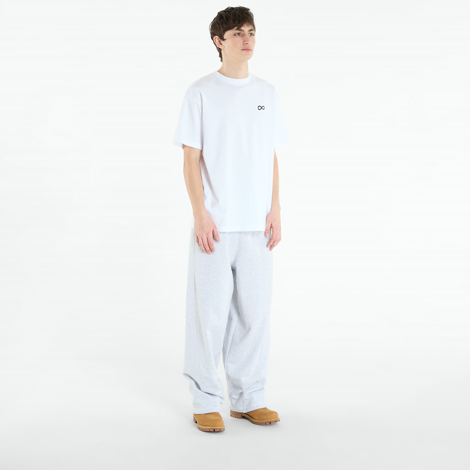 Camisetas Prosto T-shirt Big Log Infinity White