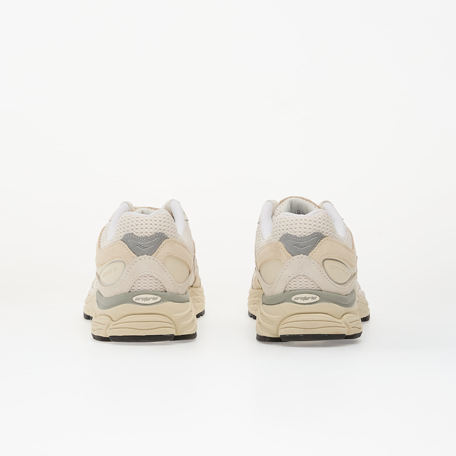 Мужская обувь Saucony Progrid Omni 9 White