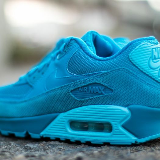 Light blue discount womens nike shoes