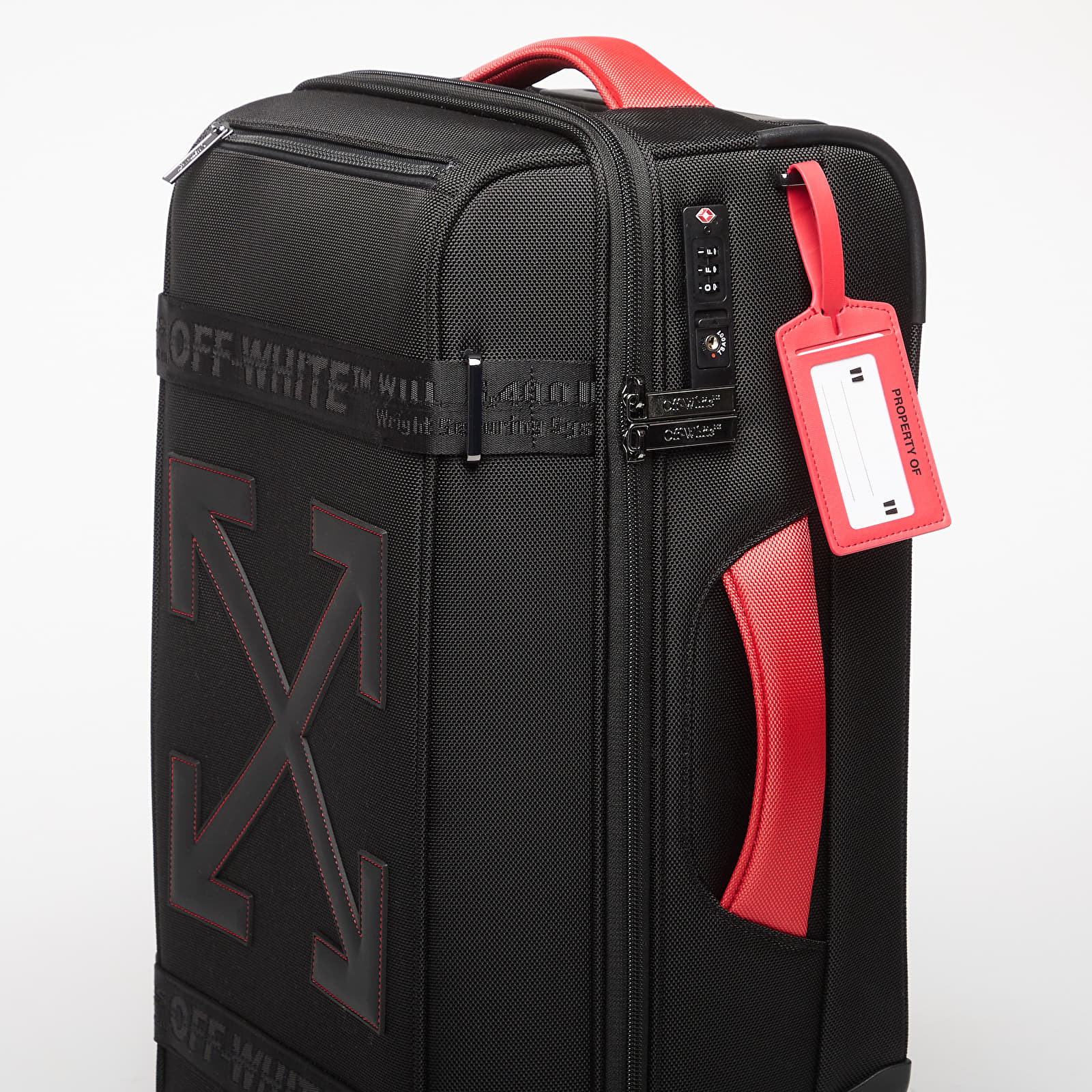 Άλλα αξεσουάρ Off-White Arrow Cabin Trolley Soft Black