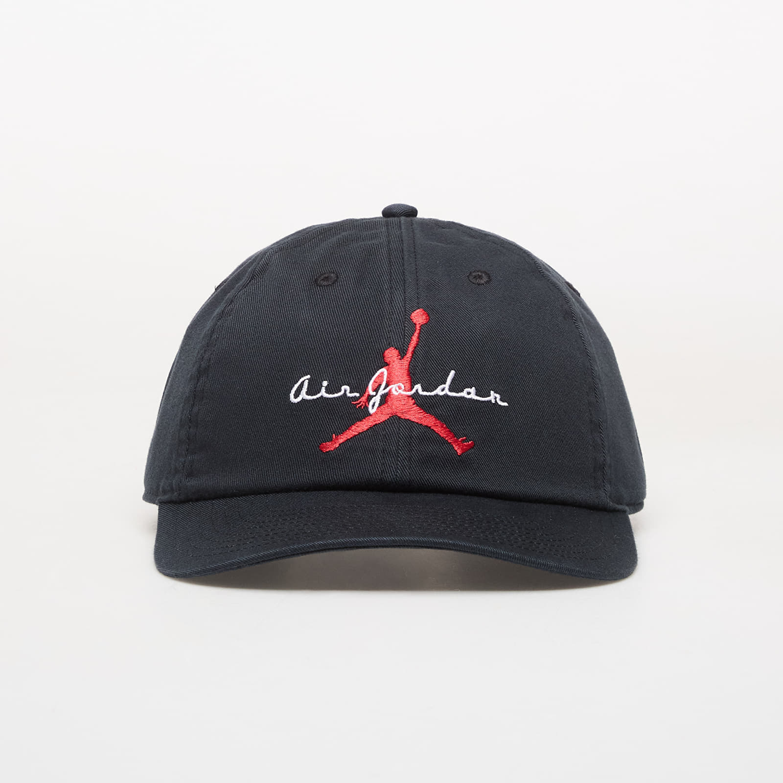 Шапка Jordan Club Cap Unstructured Adjustable Hat Black/ White/ University Red S/M