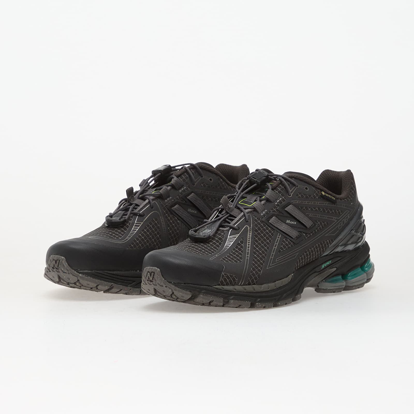 Herren Sneaker und Schuhe New Balance 1906 Castlerock/ Faded Black