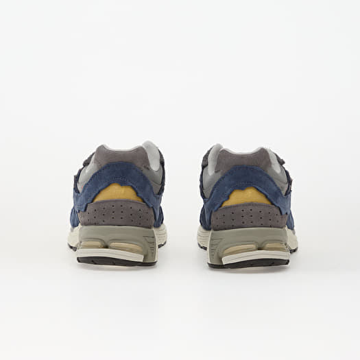 New Balance 2002R Navy/ Raincloud | Footshop display picture 3