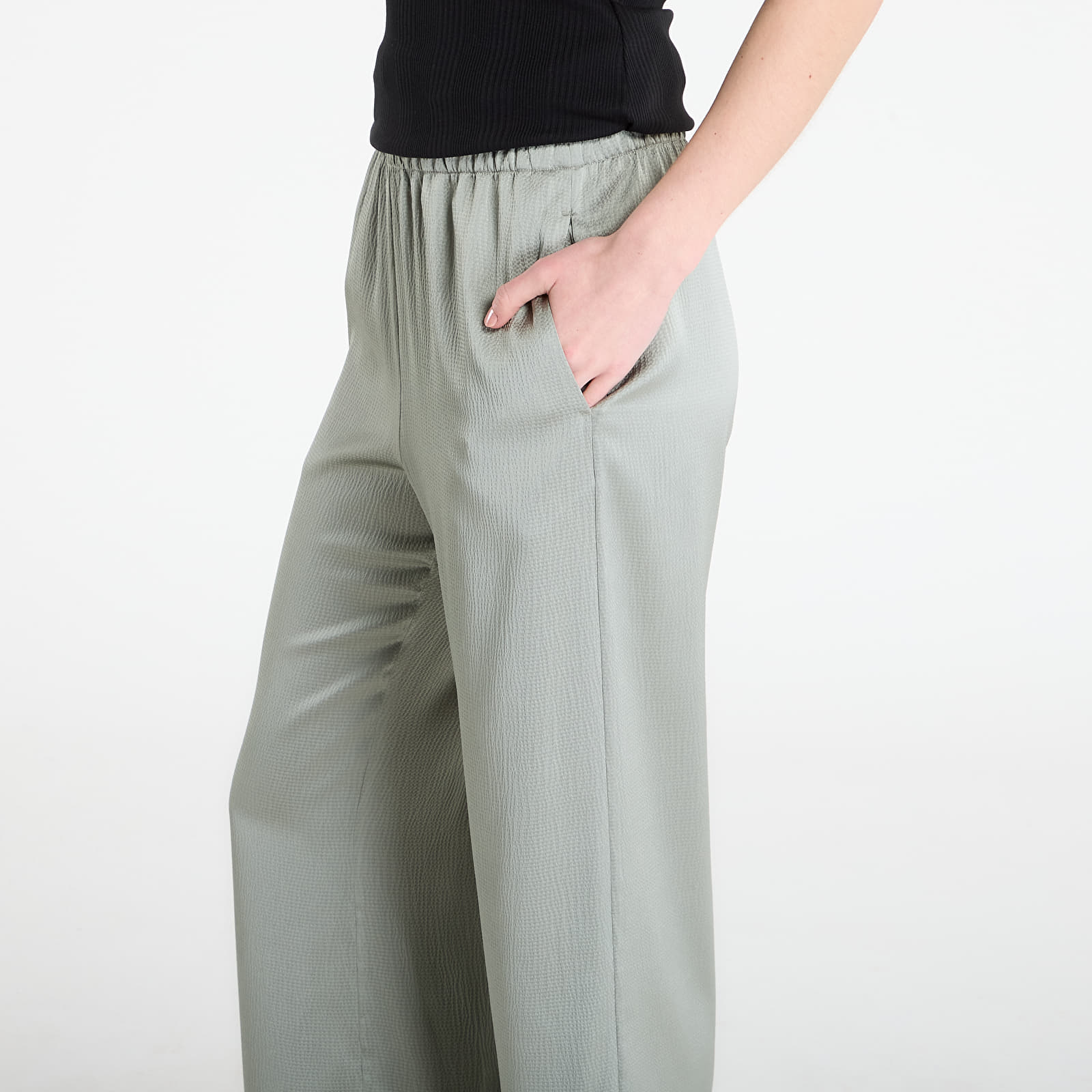 Pantaloni de damă Calvin Klein Hammered Satin Pull On Pant Shadow