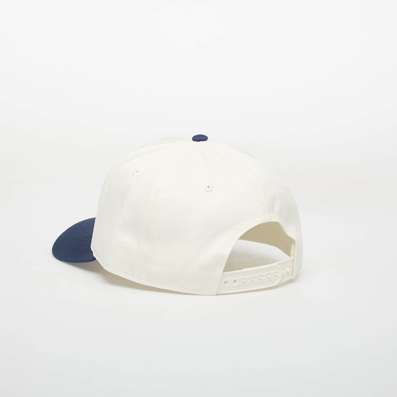 Kape New Balance 5 Panel A Frame ?