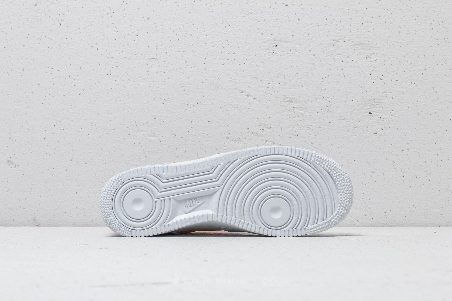 Női cipők Nike Wmns Air Force 1 07 White/ Total Orange-White