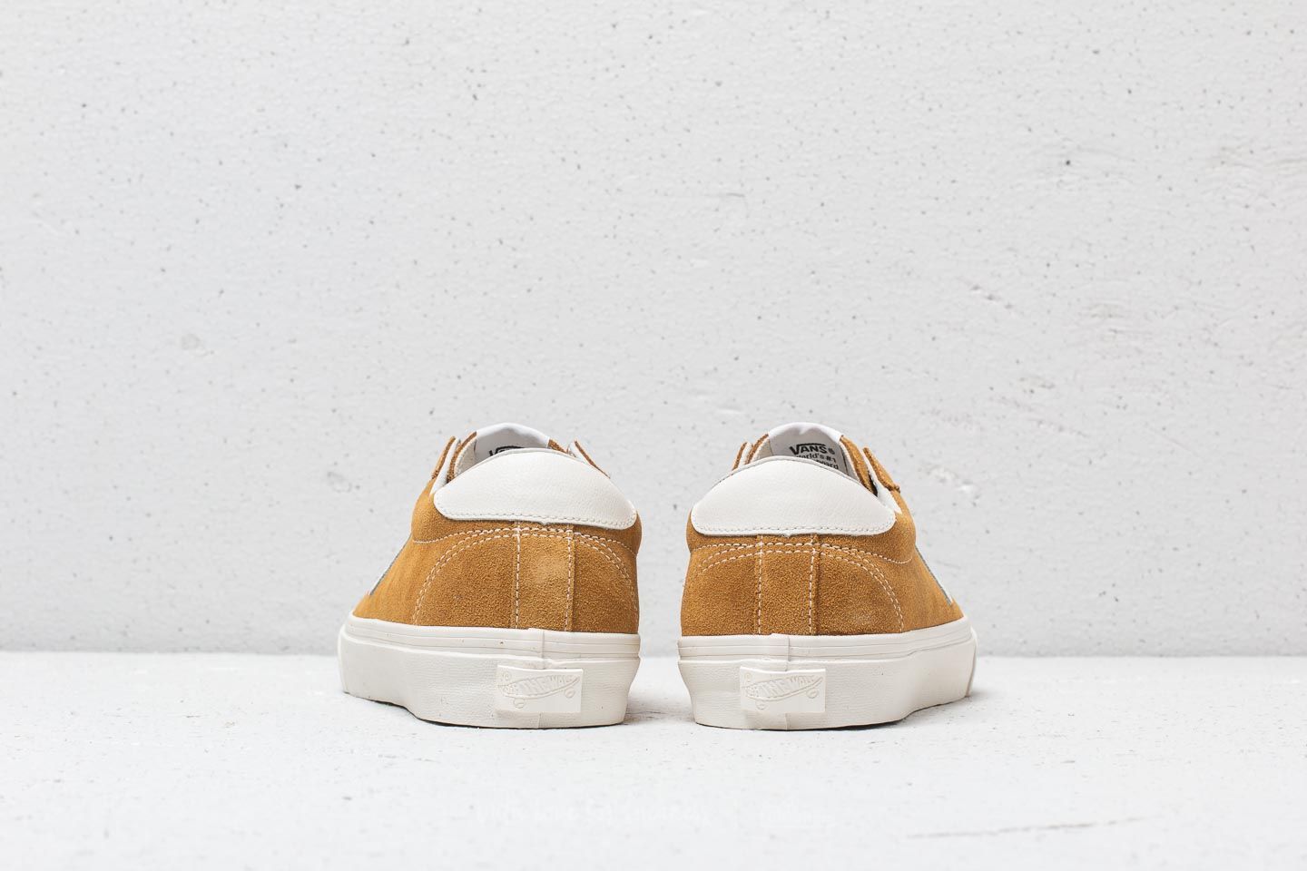 Men s shoes Vans Epoch Sport LX Suede Cumin Footshop