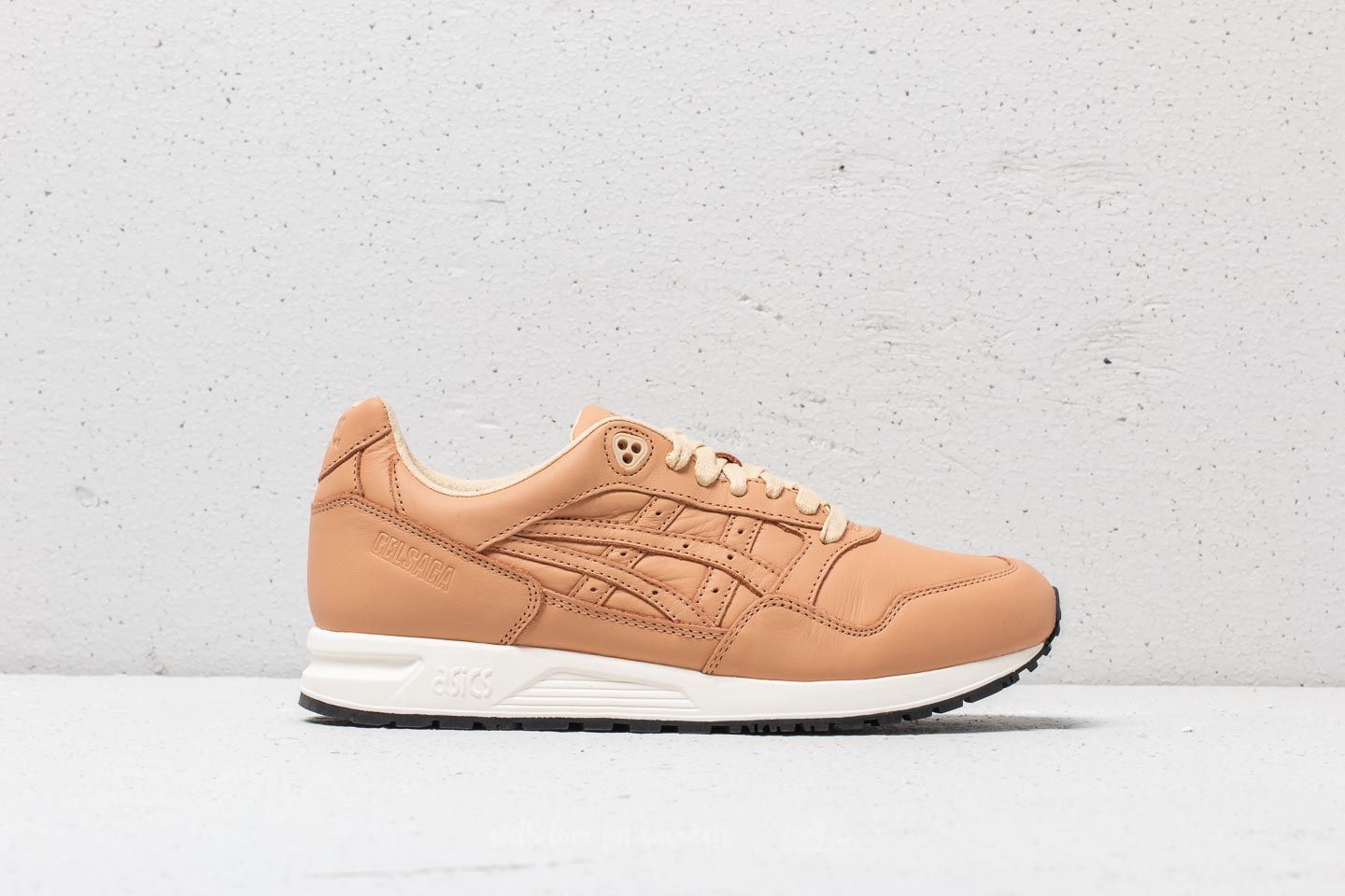 Asics gel saga veg tan top