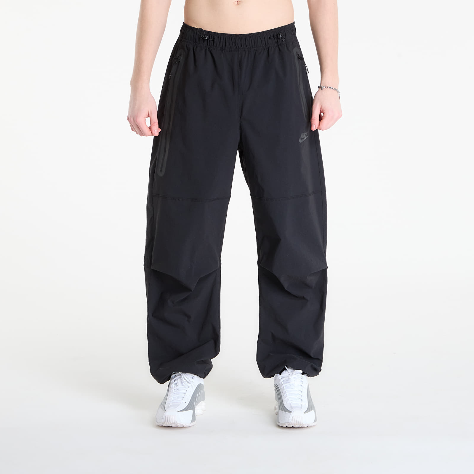 Панталони Nike Tech Men's Dri-FIT Woven Pants Black/ Black/ Black XL