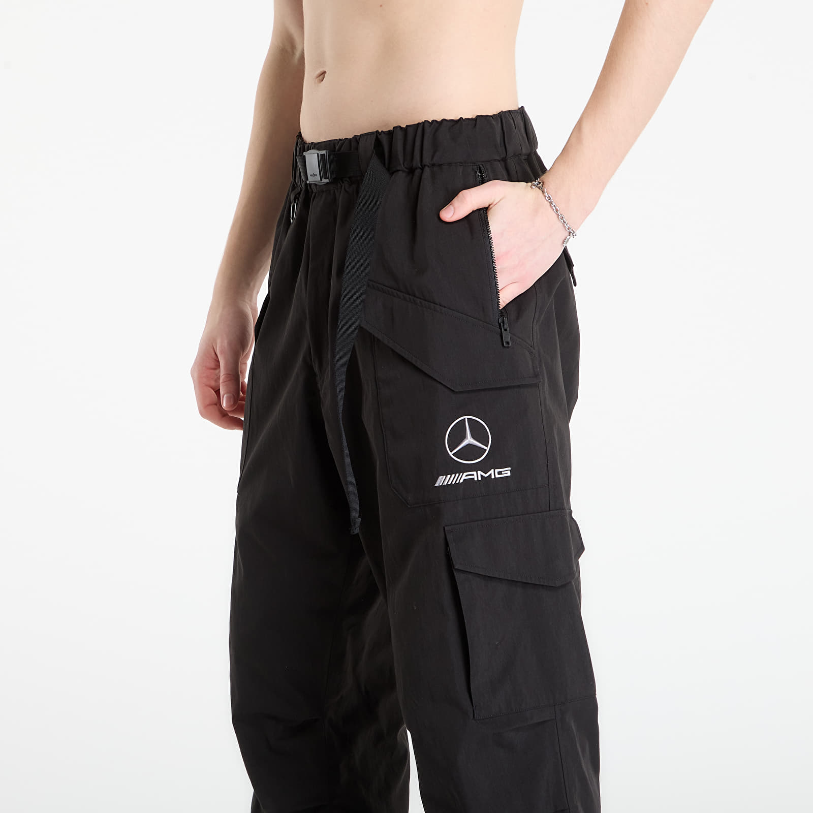 Hosen für Männer Y-3 x Mercedes-AMG PETRONAS Formula One Team Cargo Trousers Black
