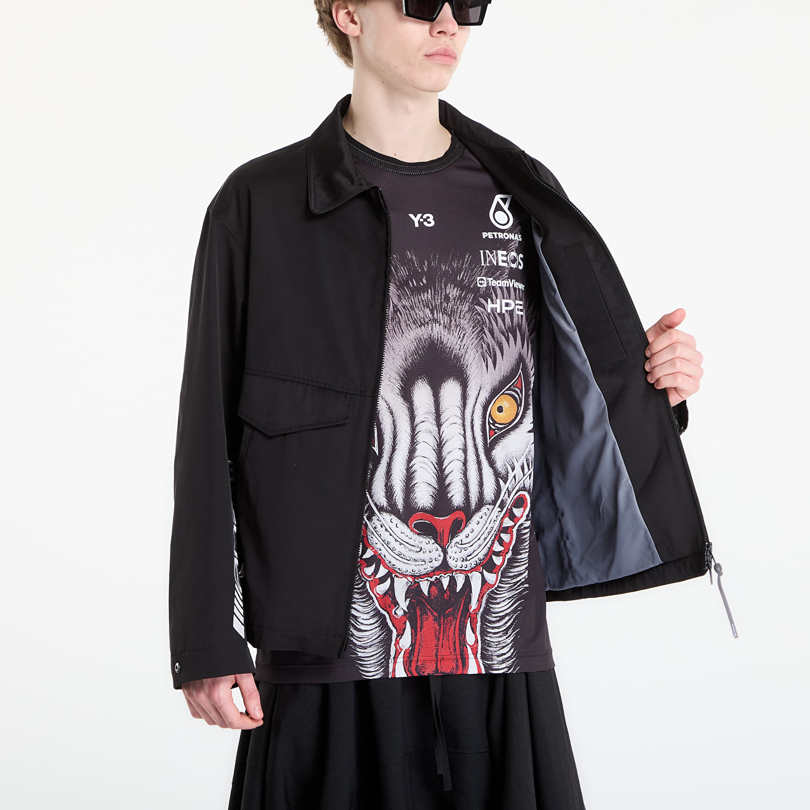 Giacche da uomo Y-3 x Mercedes-AMG PETRONAS Formula One Team Wolf Jacket Black
