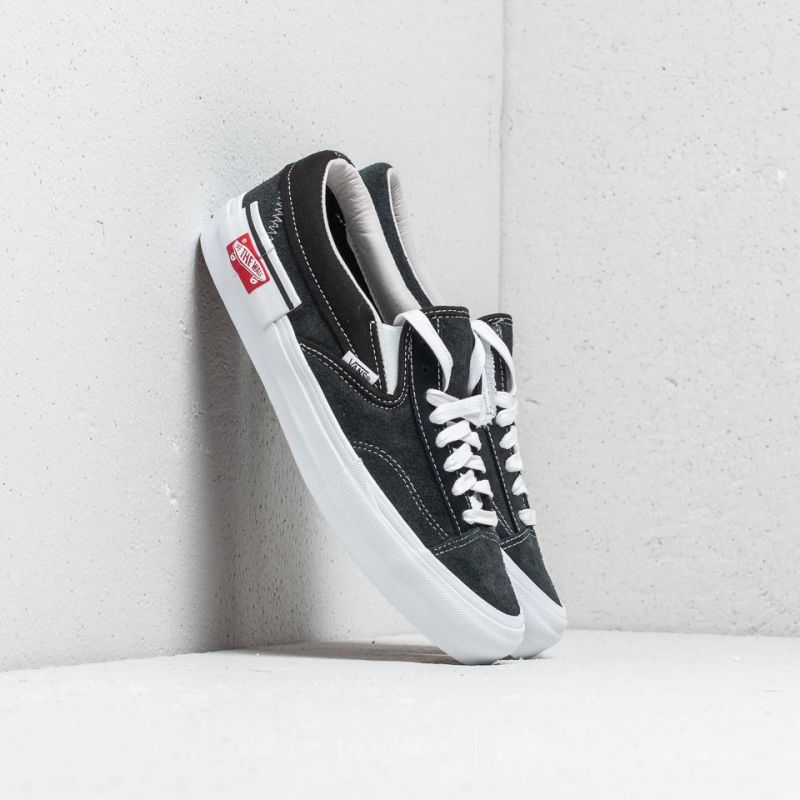 スニーカー Vans Slipon Cap Cut and Paste Inside Out Vans Cut & Paste Slip-On Cap LX Black/ True White | Footshop