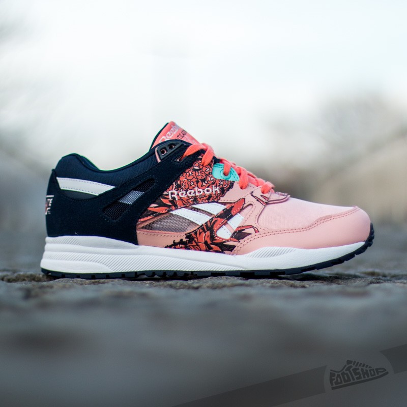Buty damskie Reebok Ventilator Graphics Coralglow/Coral/Collnavy/Crystalblue/White