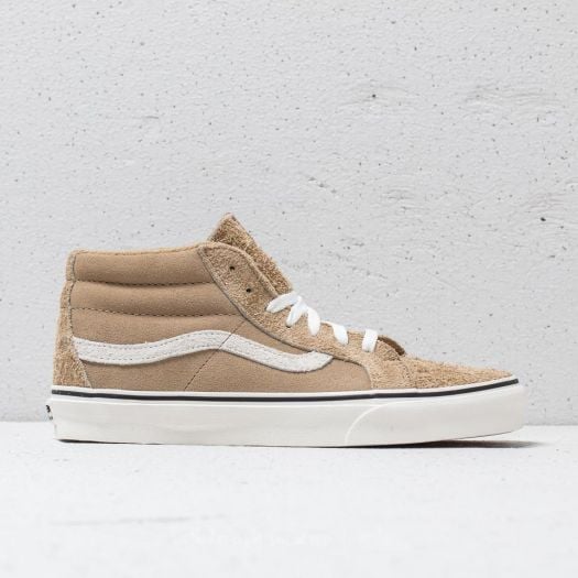 Fuzzy tan vans shop