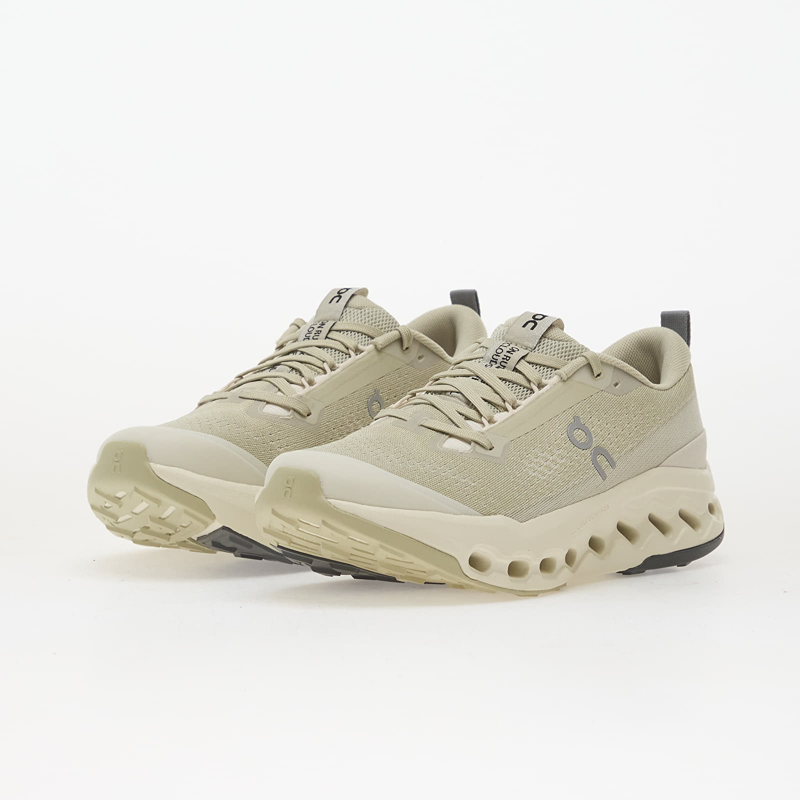 Scarpe uomo On M Cloudsurfer Trail 2 Chalk/ Ghost