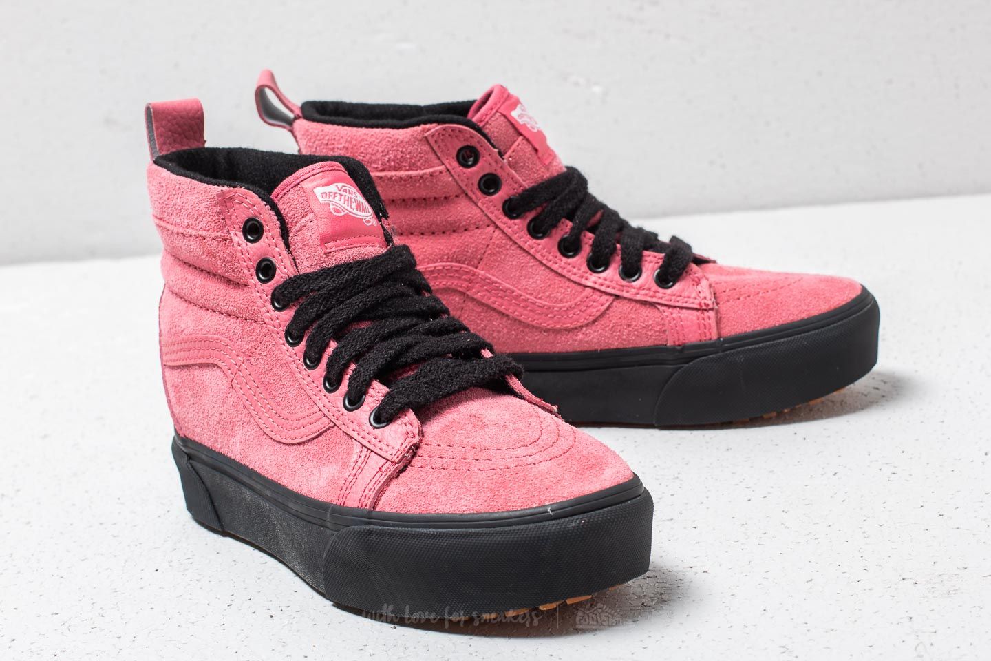 Women s shoes Vans SK8 Hi Platform MTE Desert Rose Black Footshop