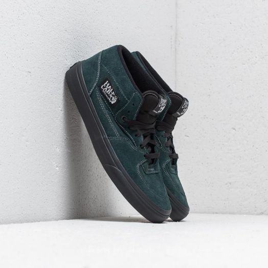 Black outsole hot sale vans