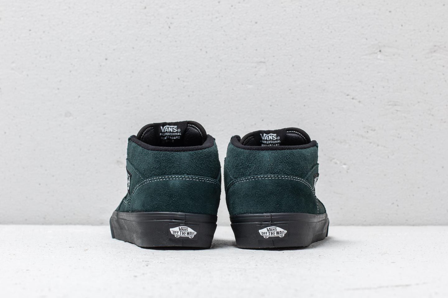 Chaussures et baskets homme Vans Half Cab (Black Outsole) Darkest Spruce/ Black