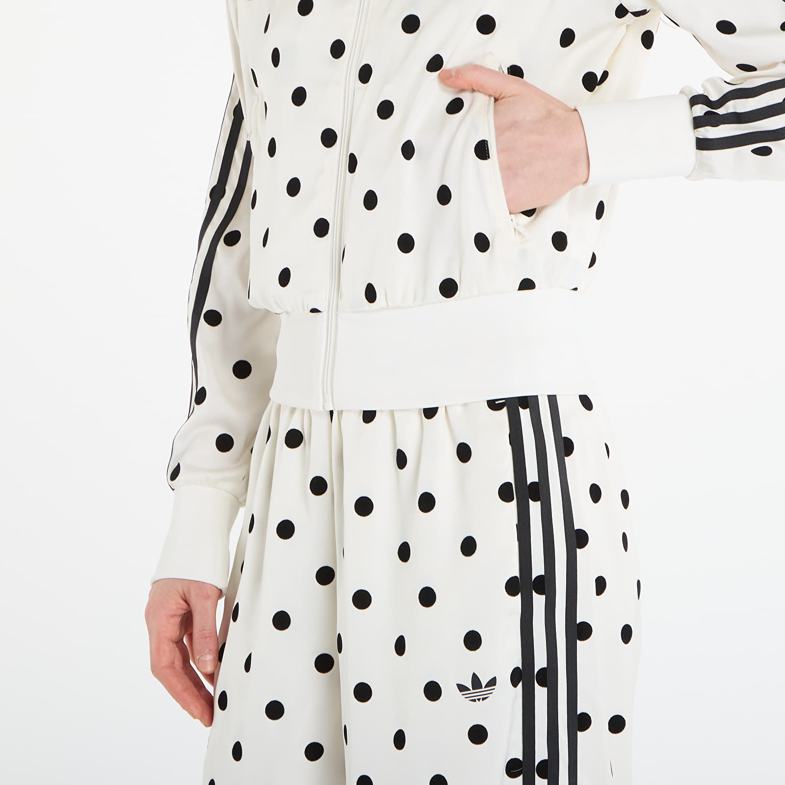 Hettegensere for kvinner adidas Satin Polka Dots Tt Track Top Off White