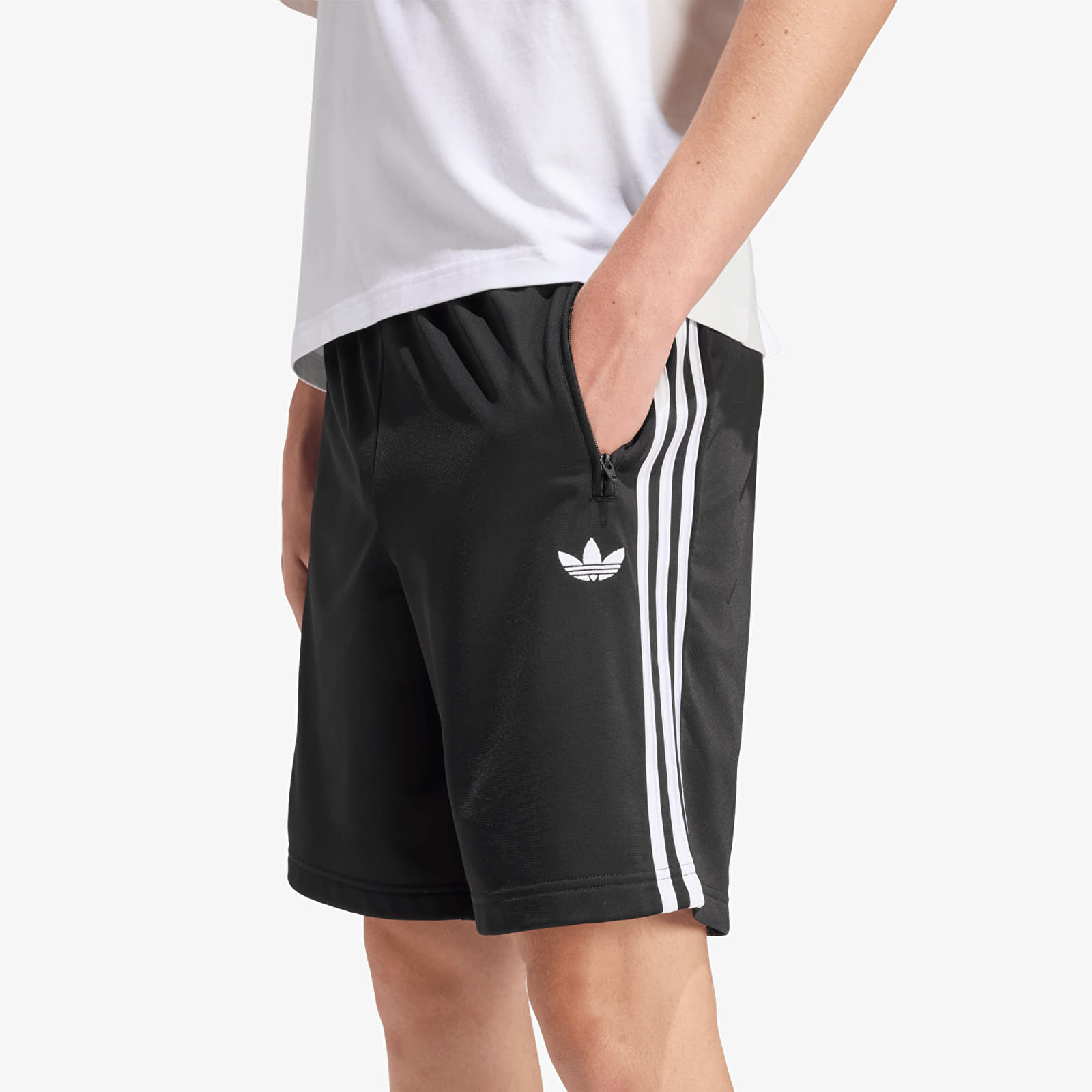 Shorts - Männer adidas Firebird Shorts Black