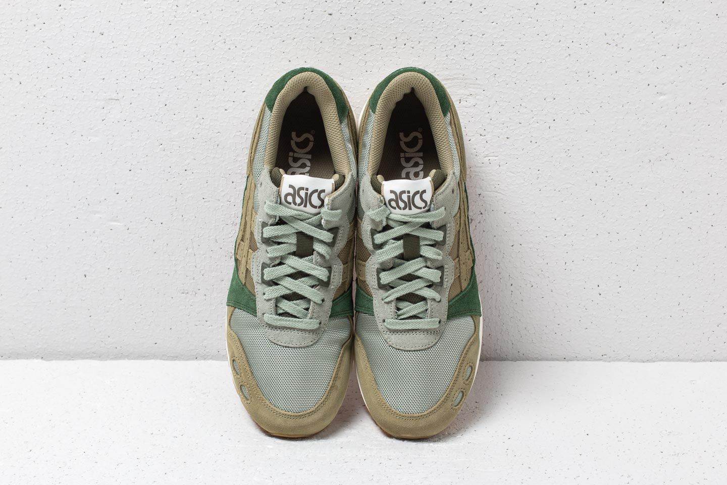 Asics gel shop lyte aloe white