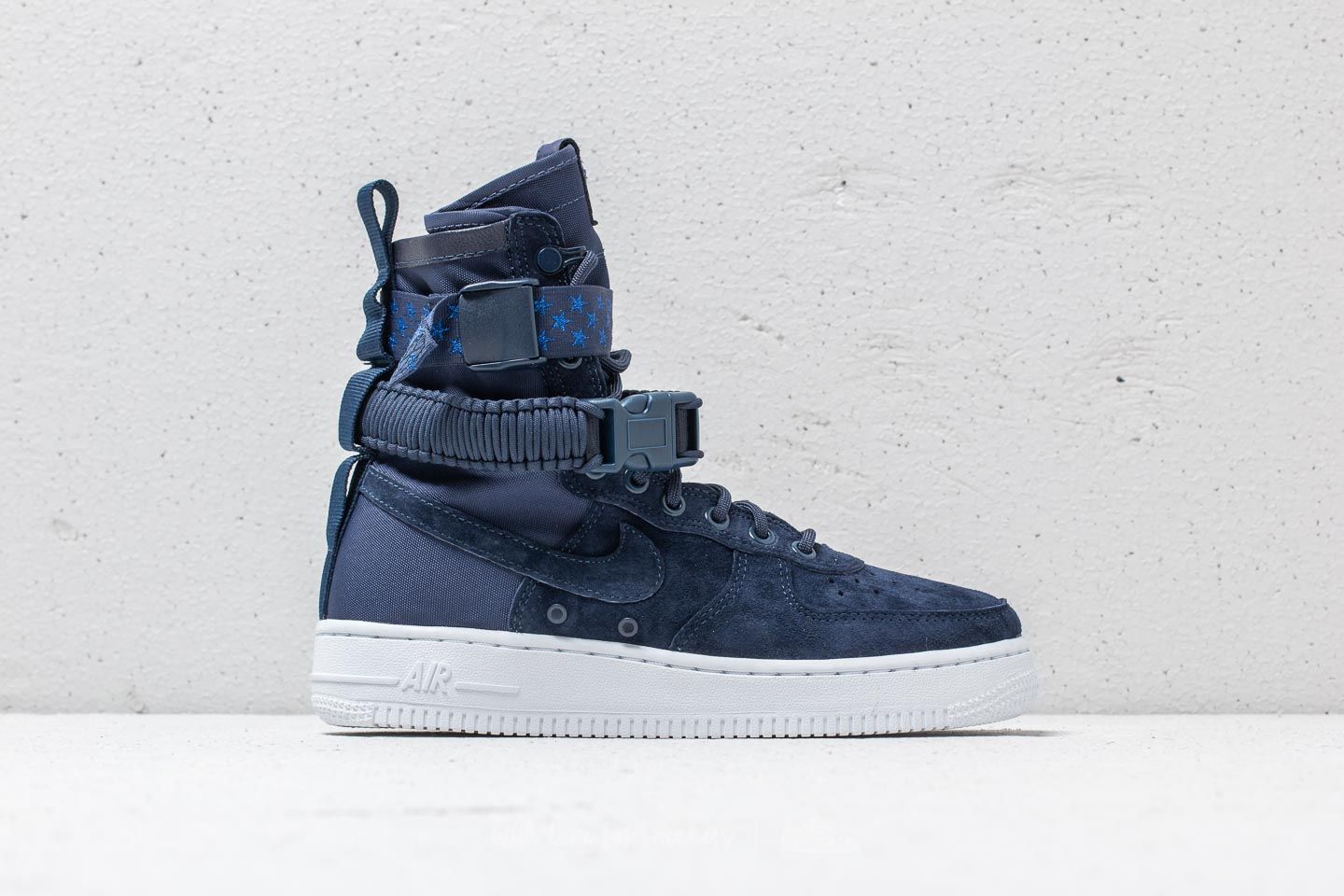 Nike sf air force 1 mid navy blue sale