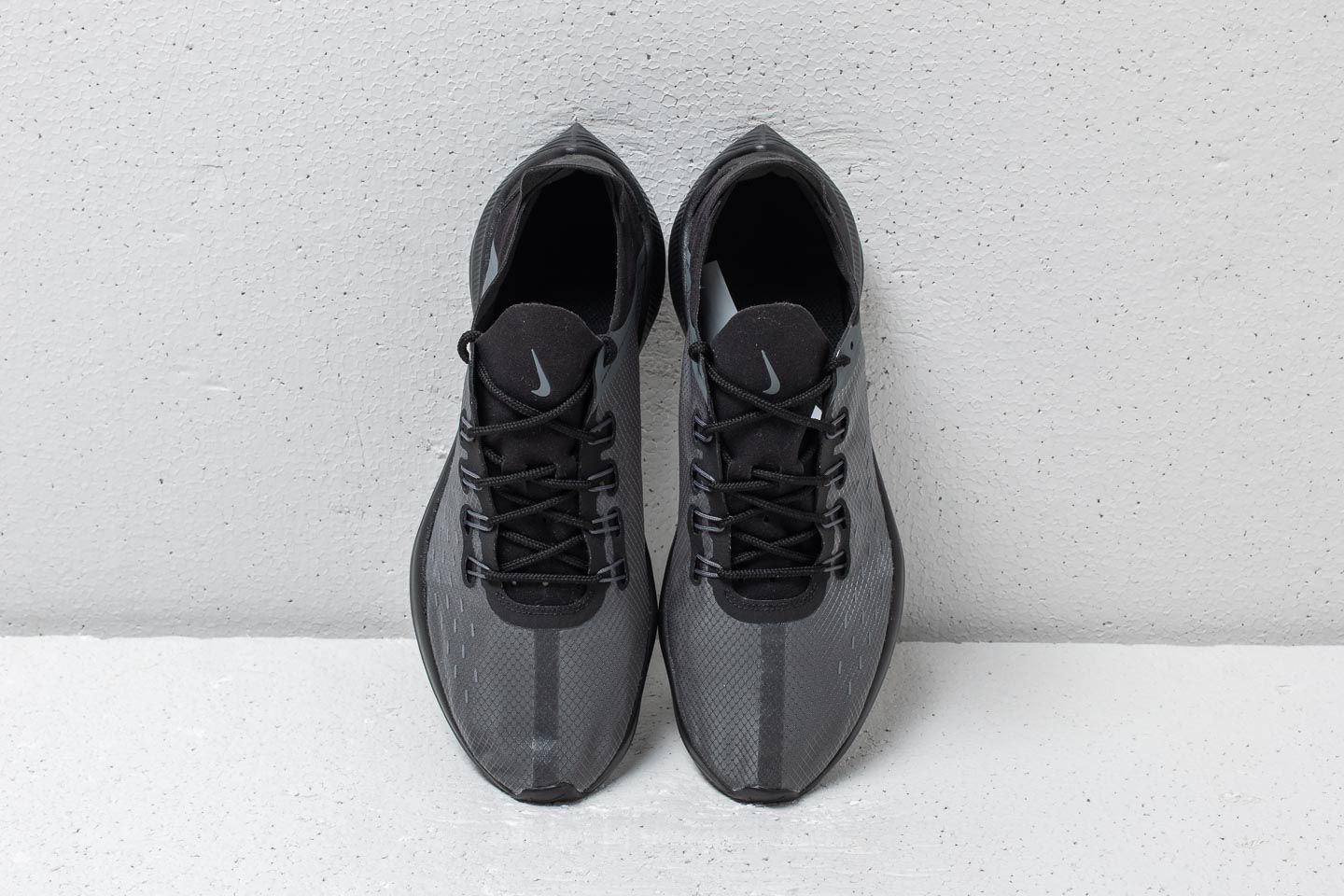 Women's shoes Nike EXP-X14 (GS) Black/ Dark Grey-Wolf Grey