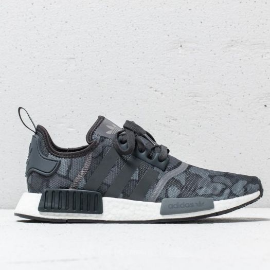 adidas NMD R1