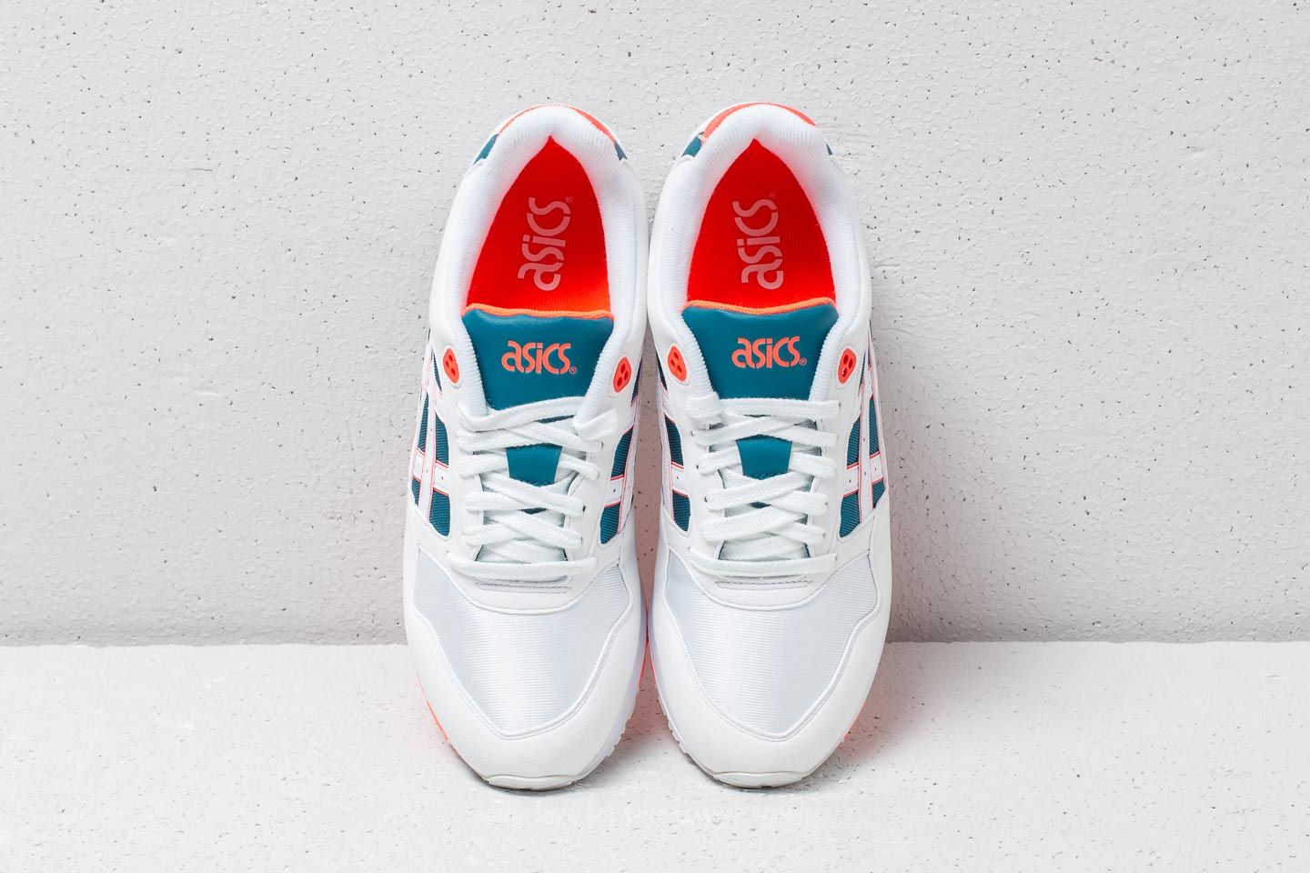 Asics gel saga hotsell white flash coral