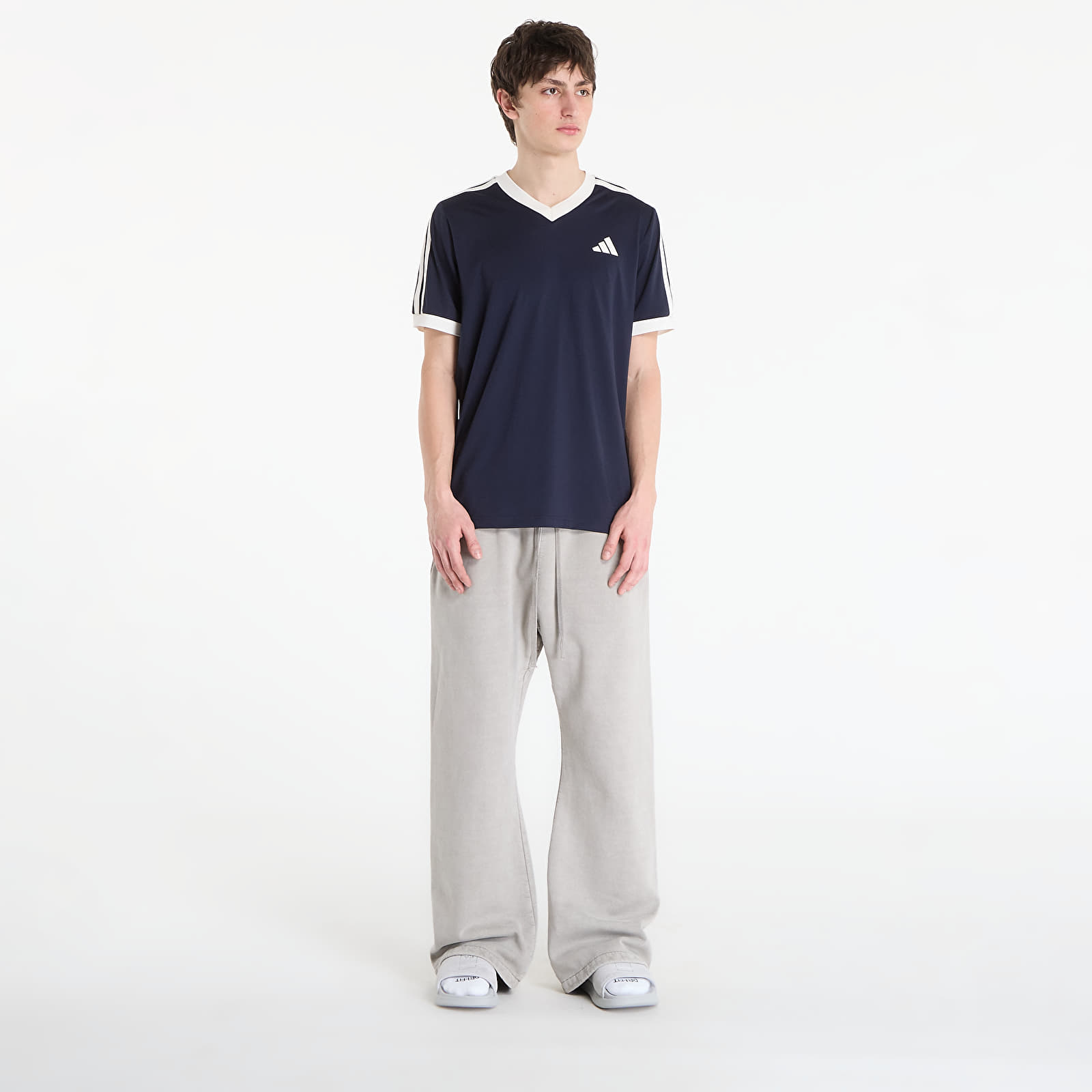 T-Shirts adidas Tennis Classics T-Shirt Legend Ink