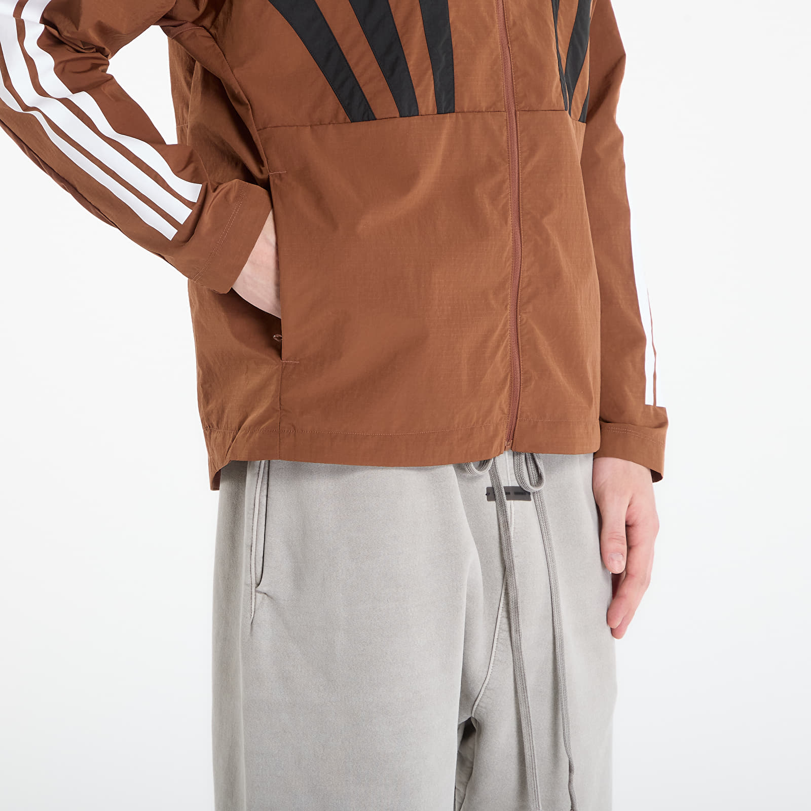Vyriškos striukės adidas Humanrace Adizero Archive Running Jacket Preloved Brown